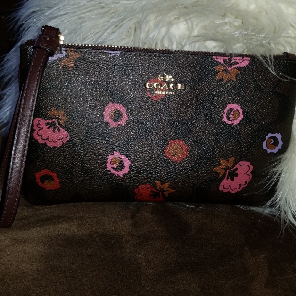 Coach wallet